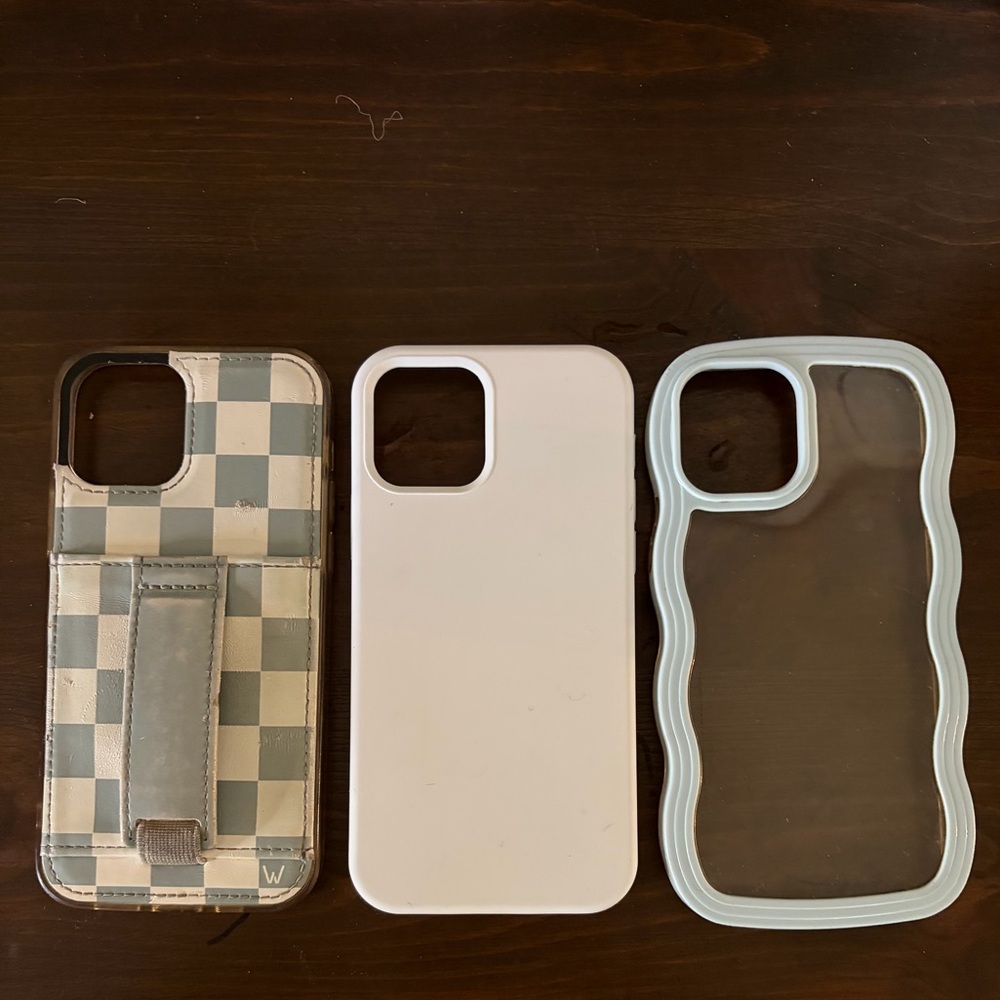 iPhone 12/12 Pro Cases